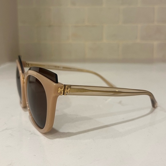 Tory Burch Oversized Round Cat Eye Sunglasses, Blush & Taupe - Picture 3 of 7